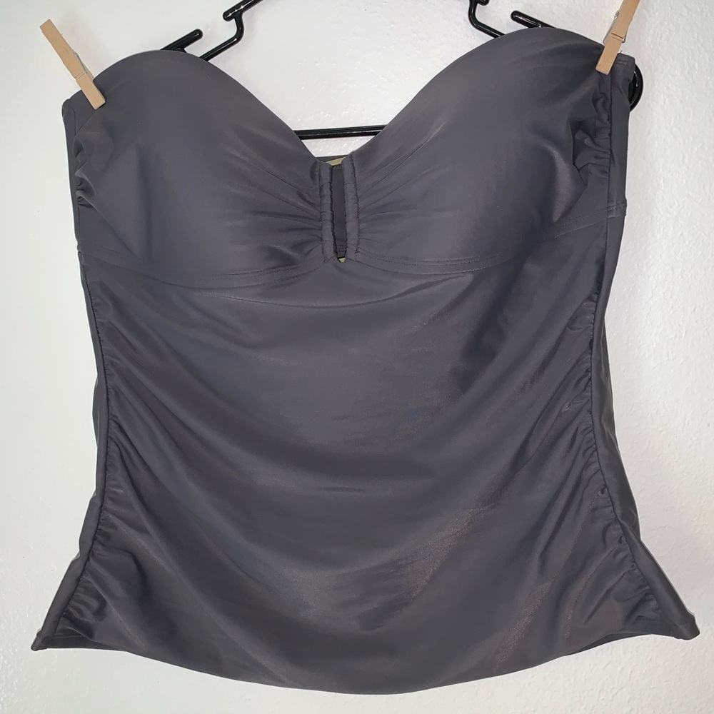 Merona bathing suit top/tankini